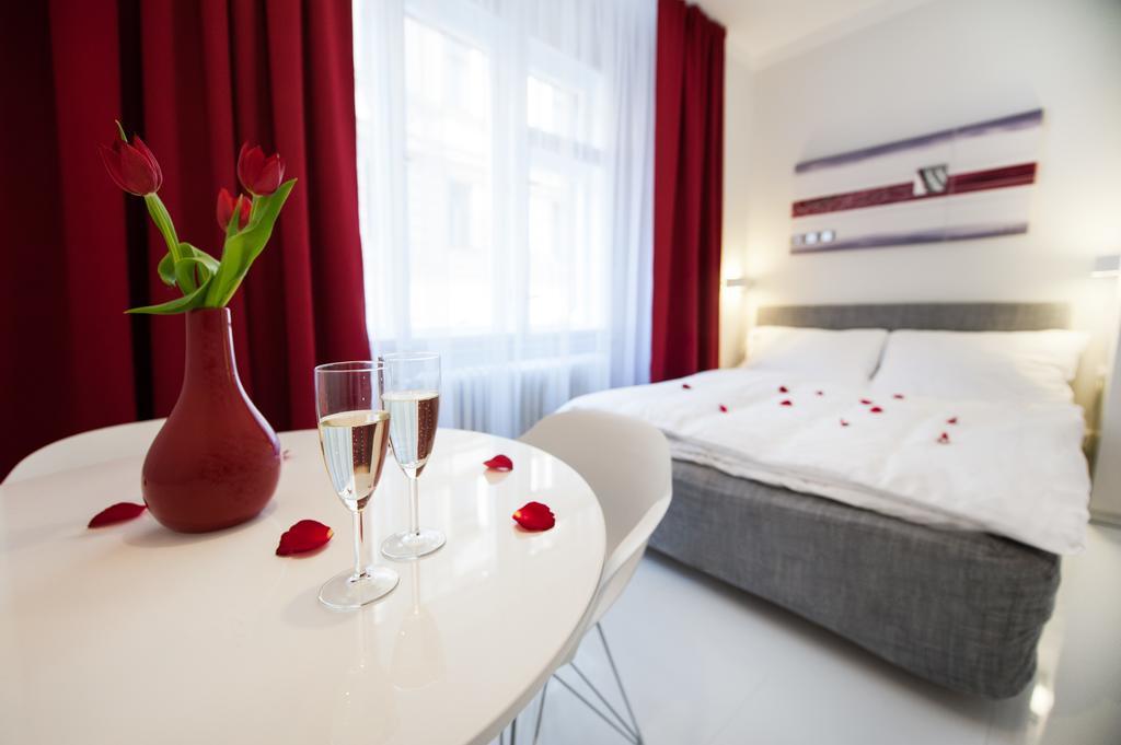 Honeymoon Ruterra Studio Praha Exteriér fotografie